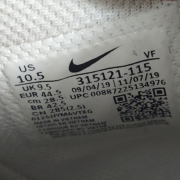 Nike Air Force 1 High '07 Triple White Retro OG Sneakers Mens Size 10.5 - Picture 9 of 9